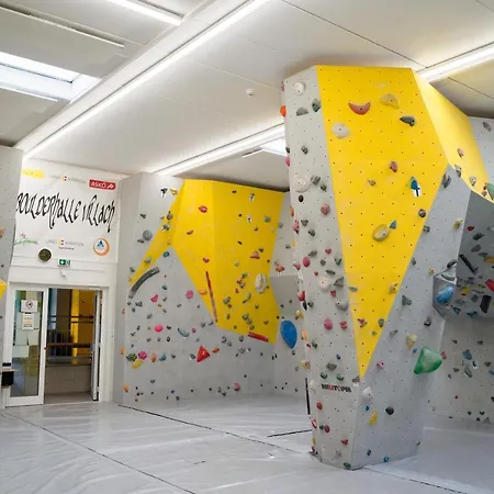 Jugend- Und Familiengaestehaus Hostel