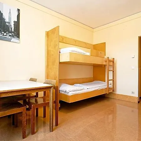 Jugend- Und Familiengaestehaus Hostel *