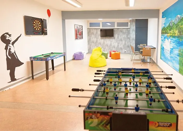 Jugend- Und Familiengastehaus Hostel *