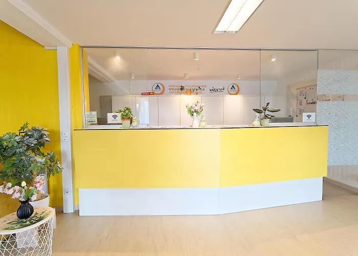 Jugend- Und Familiengastehaus *