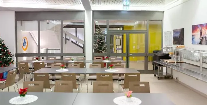 Jugend- Und Familiengastehaus Hostel