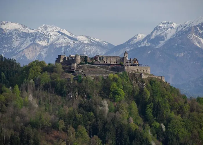 Hostel Jugend- Und Familiengaestehaus *